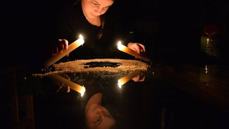 Ресейде әйел балгерді пышақтап тастады