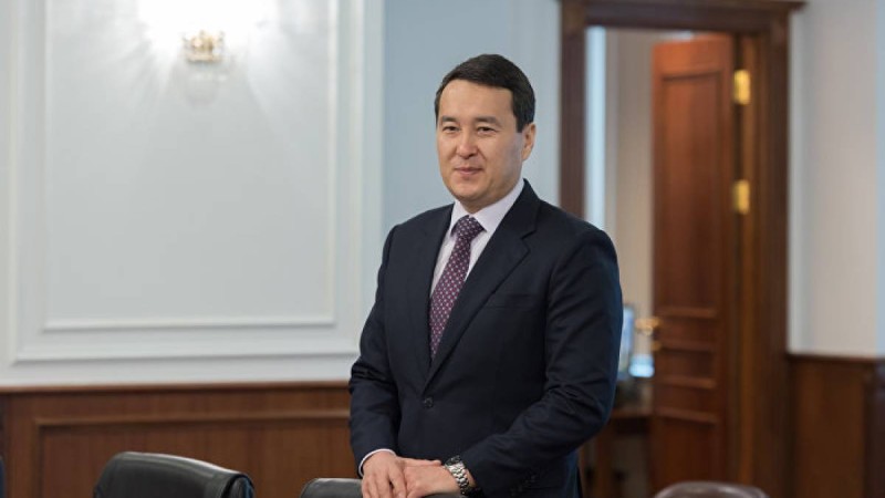 Смайылов миллиардтаған сыртқы қарыздың қайдан шыққанын түсіндірді  