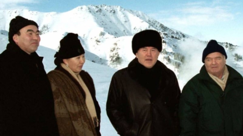 Назарбаев Қырғызстаннан Ақаев пен Бакиевті қалай алып шыққанын айтты
