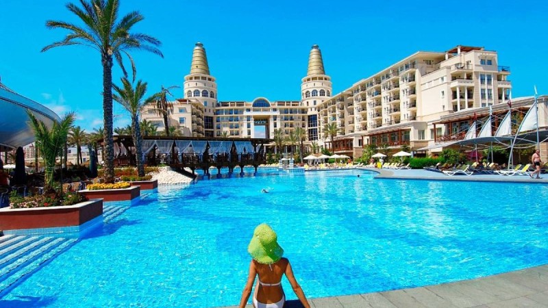 Қазақстандықтар үшін шетелде демалу қанша тұрады?