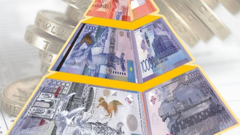 Қазақстандықтар қаржы пирамидаларын жарнамалаған блогерлерді қатаң жазалауды талап етуде