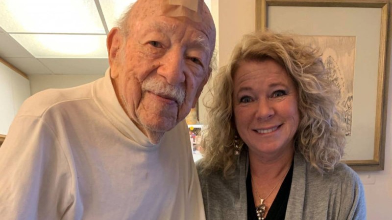 Жасы жүзден асқан қария 9 мың баланың әкесі болып шықты