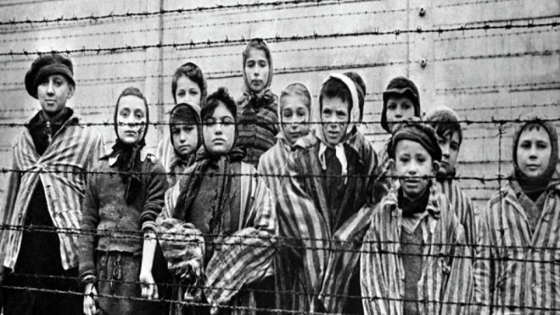 Освенцимді азат еткен америкалықтар деген пікір неге айтылып жүр?