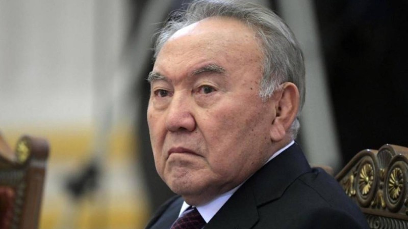 Назарбаевтың қадір-қасиетіне нұқсан келтіргендер қылмыстық жауапкершілікке тартылмайды