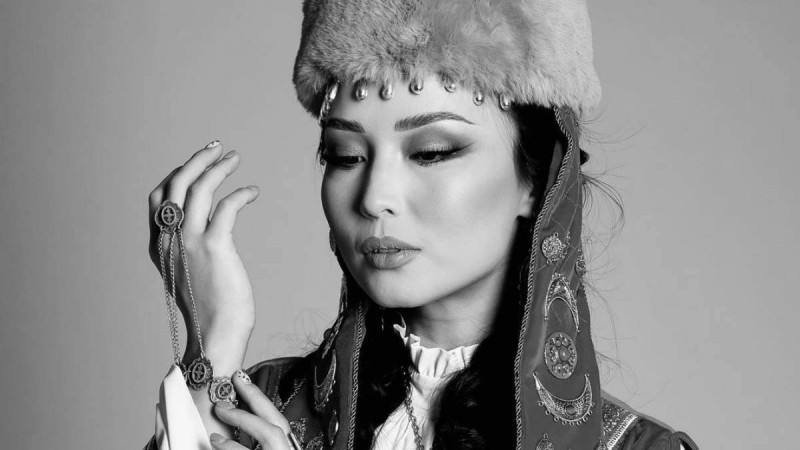 "Миым шайқалған шығар": Айқынның келіншегі оңбай құлады