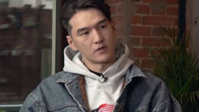 "Менің отбасым бар" – Нұрлан Сабуров Украинадағы соғыс туралы айтудан бас тартты