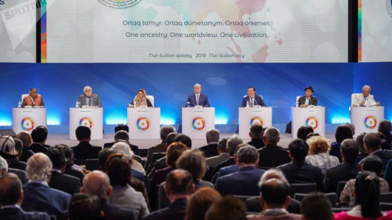 Тоқаев жазушылардың халықаралық сыйлығын тағайындауды ұсынды