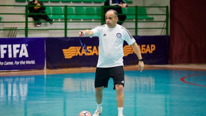 Кака «Қайрат» футзал клубының бас бапкері қызметінен кетті