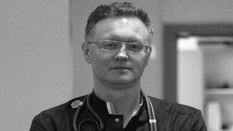 Қасақана өлтірілген дәрігердің қазасынан соң әріптестері дабыл қағуда