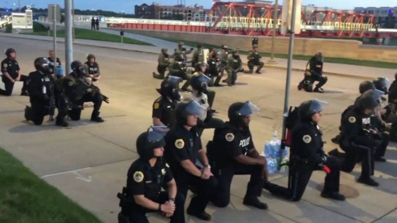 Америкалық саяси күштер АҚШ-тағы наразылықты қалай пайдаланып жатыр