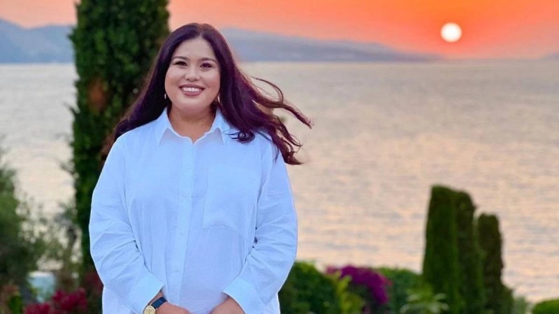 "Қораз ұқсап киінгім келмейді": Дариға Бадықова дене бітіміне тиісетіндерге жауап берді