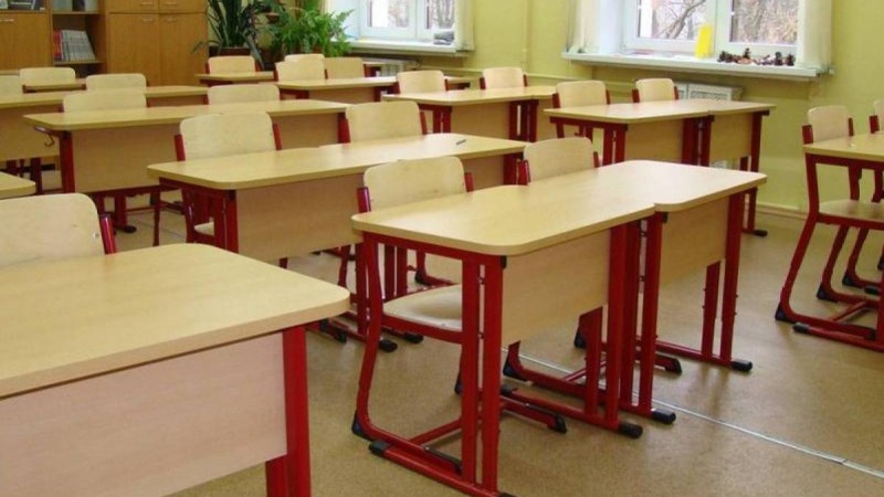 Балаларды жаппай вакцинациялау үшін жақын арада мектептерге қайтарады - министрлік ақпаратқа түсініктеме берді