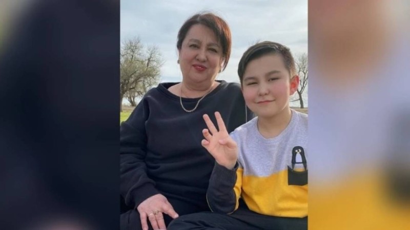 Немересімен TikTok түсіріп танылған әженің 300 мыңнан астам оқырманы бар