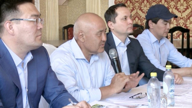 Шөкеевтің орынбасары 2 миллион пара алды деген күдікке ілінді