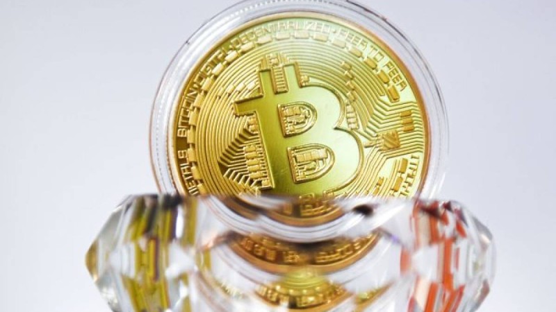 Алматыда 800-ге тарта адамды алдап кеткен қылмыстық топ қолға түсті