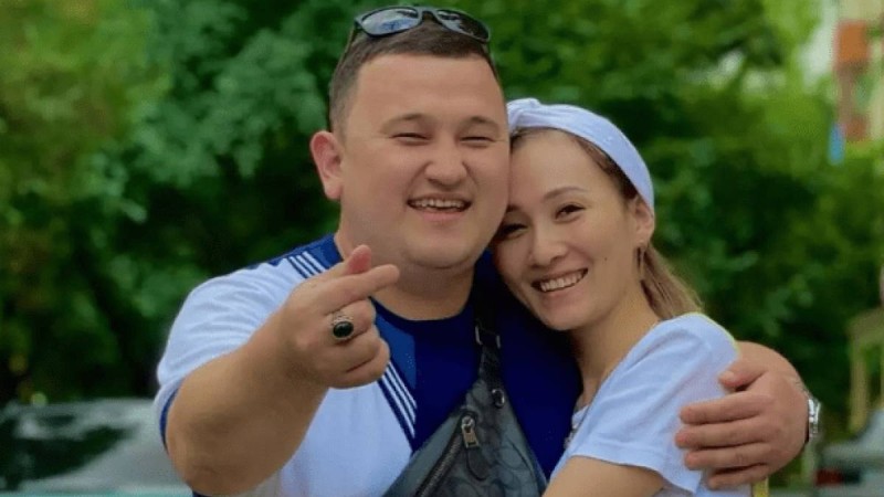 "Әйеліме тиіспесе екен": блогер Елдос Колобок балалы бола алмауының себебін айтып, көзіне жас алды