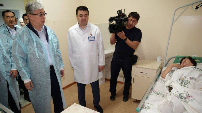 Тоқаев зардап шеккендердің көңілін сұрауға барды