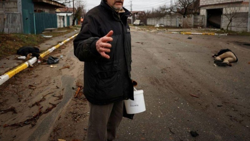 Ресейлік әскерилер Украинада қаза тапқандарды көшеге тастап кеткен