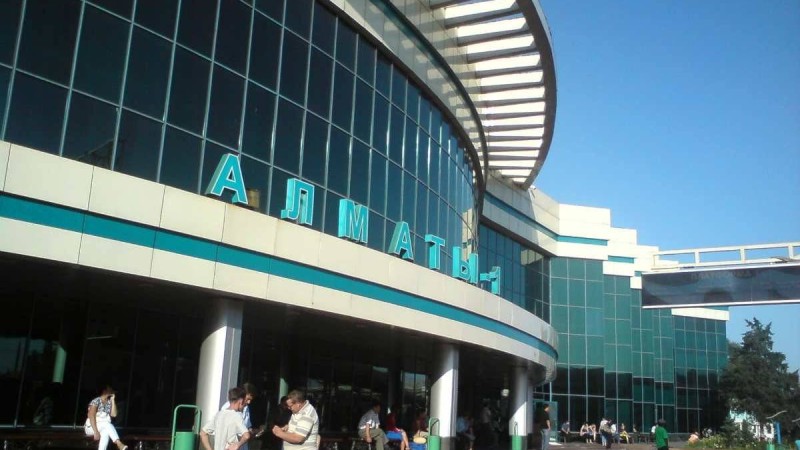 Қазақстанда жолаушыны шығарып салушылар теміржол вокзалы ғимаратына қайта кіре алады - Қазақстан жаңалықтары