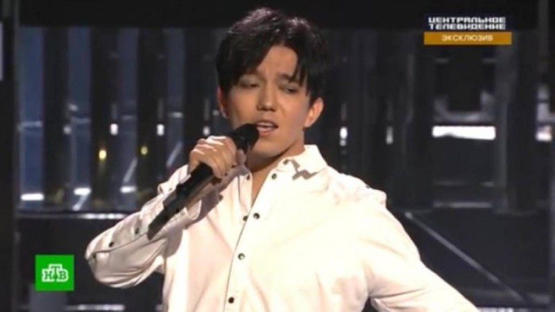 Димаш Құдайберген жаңа әннің тұсауын кесті