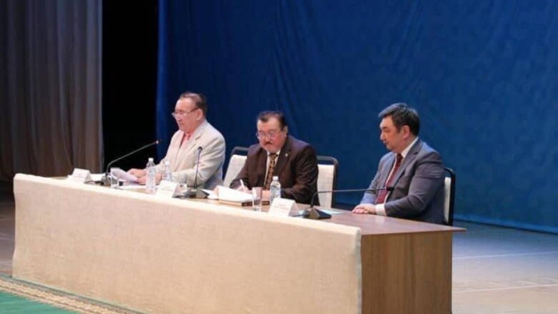 Қаламгерлер ұлт қорғаны болуы тиіс! - Қазыбек Иса