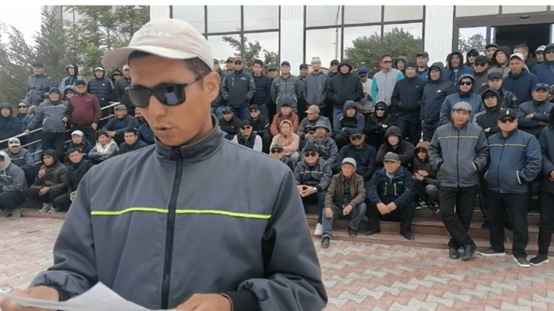 "Кінәлілер жазалануын талап етеміз": Жаңаөзен жұмыссыздары Тоқаевқа үндеу жолдады