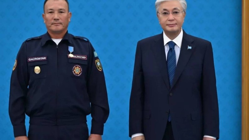 Президент бір топ құтқарушыны мемлекеттік наградалармен марапаттады    