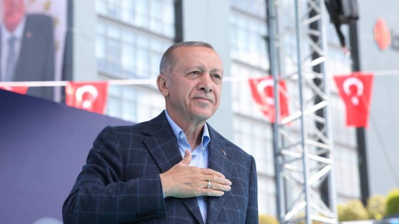 Ердоған Түркия президенттігіне сайлауда көш бастап тұр