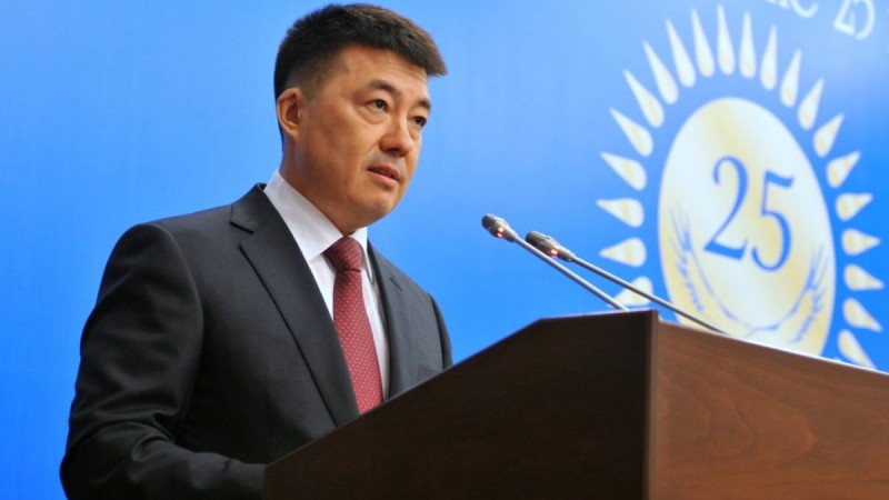 Назарбаевтың көмекшісі Абай Бисембаев қызметінен кетті