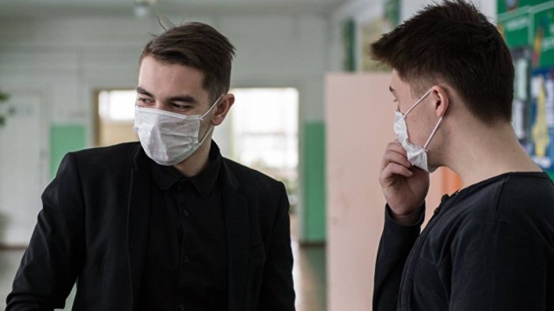 Қазақстанның бас санитары бетперде киюге кеңес берді