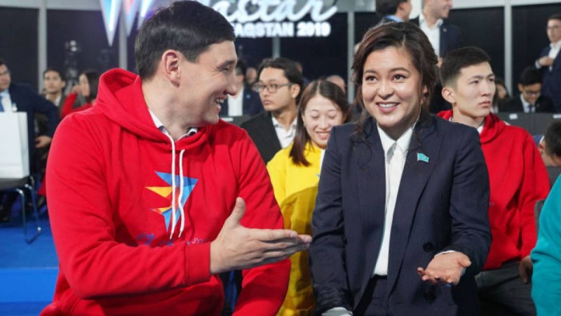 Назарбаев 30-ға толатын жастарға үндеу жолдады