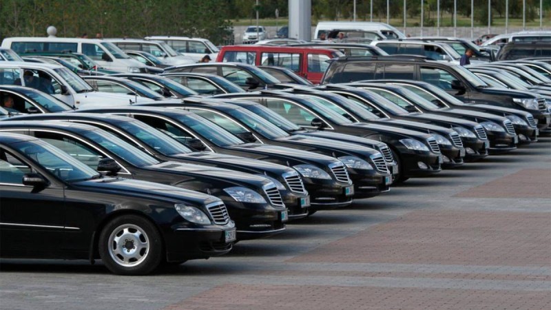 Ресейліктер көлік алу үшін Қазақстанға келіп жатыр