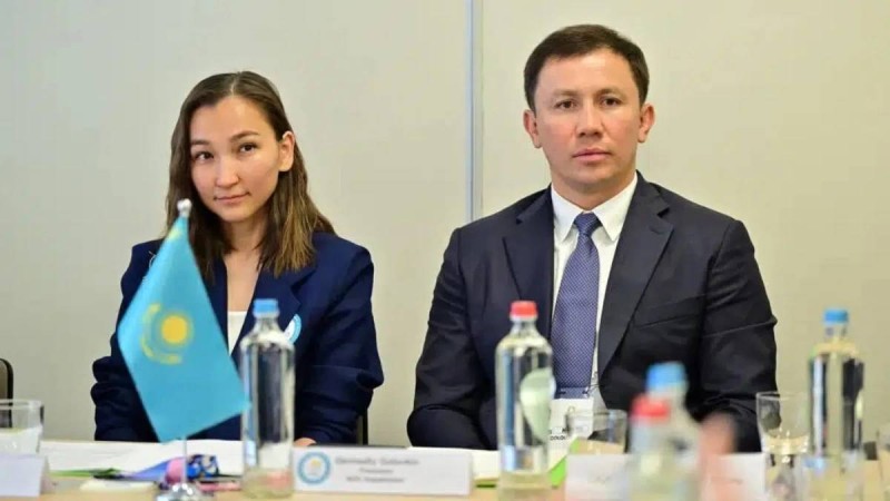 Геннадий Головкин Ұлттық Олимпиада комитетінің бас хатшысы Жанар Өтешованы қызметінен босатты