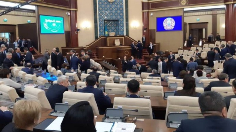 Нұрлан Нығматулин сенат пен мәжілістің бірлескен отырысын шақырды