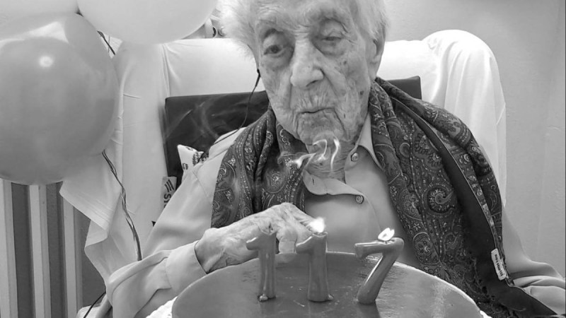 Әлемдегі ең қарт кісі қайтыс болды