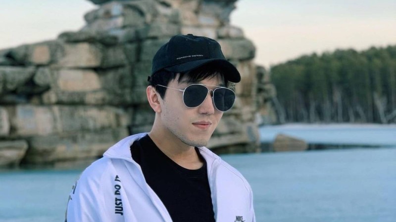 Димаш Құдайберген болашақ жары туралы ойымен бөлісті (видео)