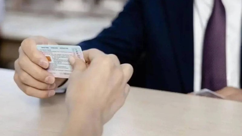 Прокуратура өзгеріс ұсынды: енді кейбір адамдар бірден жүргізуші куәлігінен айырылады