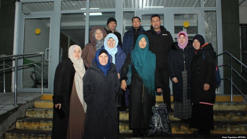 «Хизб ут-Тахрир» жұмысын насихаттады деп айыпталған үш әйелге үкім шықты