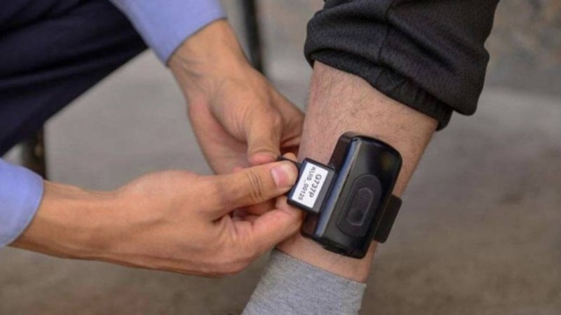 Астанада бала зорлап, бостандыққа шыққандар электрондық білезіктер арқылы бақылауда болады