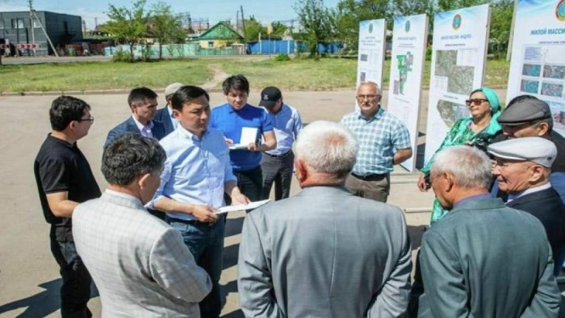 Елорданың шеткі аудандарының тұрғындары қауіпсіз жерден баспана беруді сұрады