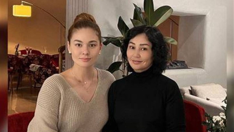 Ақан Сатаевтың бұрынғы әйелі мен қазіргі әйелі кездесті