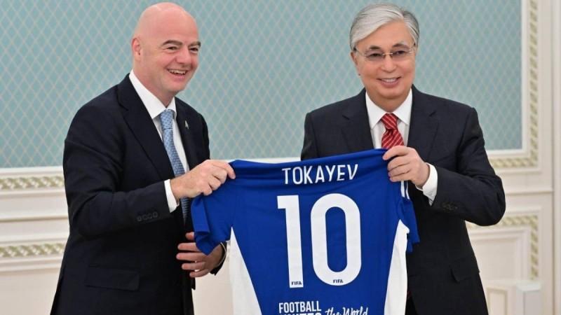 Қасым-Жомарт Тоқаев FIFA президенті Джанни Инфантиноны қабылдады