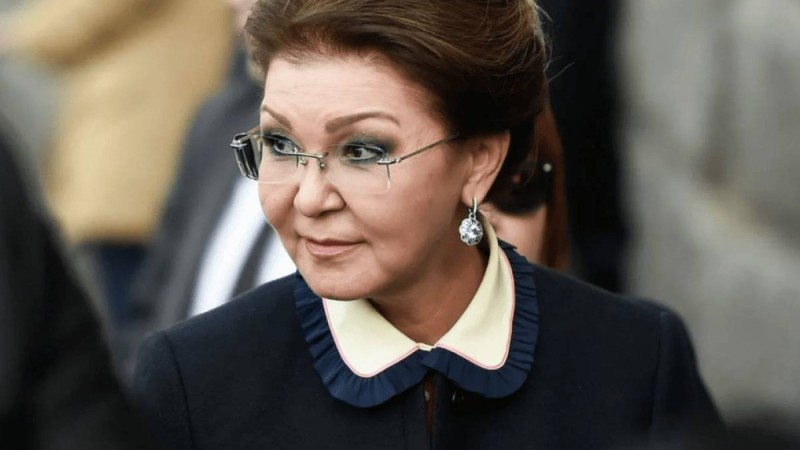 Дариға Назарбаева Лондондағы зәулім сарайын сатып, тыныштық тапты