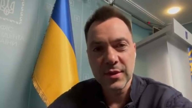 «Мұсылмандар мен қадыровшыларды шатастырмаңдар. Екеуі екі бөлек дүние» – Арестович (видео)