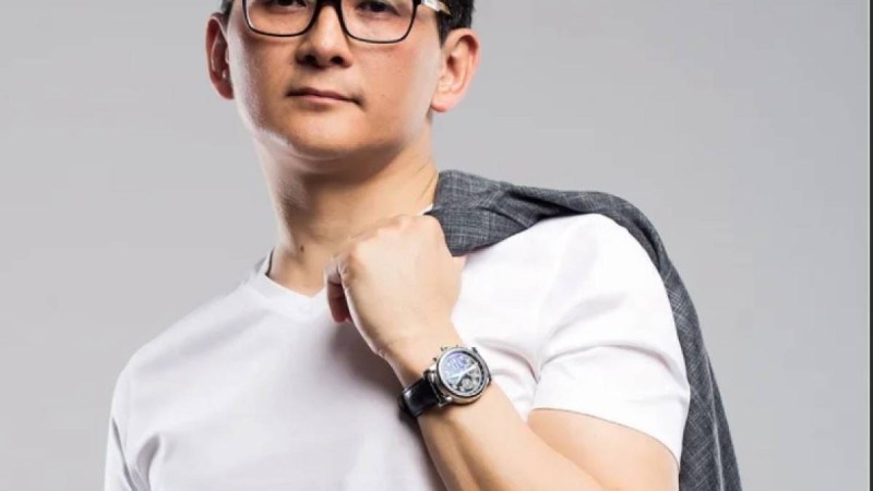 Белгілі журналист дүниеден озды