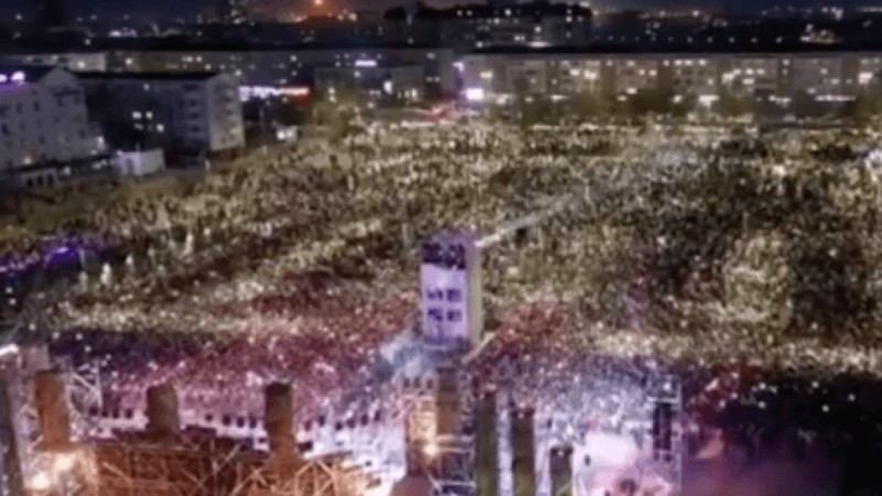 Атыраудағы концерт кезінде 170-тен астам бала жоғалып кеткен