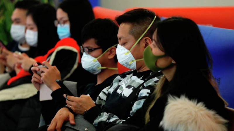 Қытайдағы коронавирус: індеттен көз жұмғандар саны бір тәулікте артып кетті