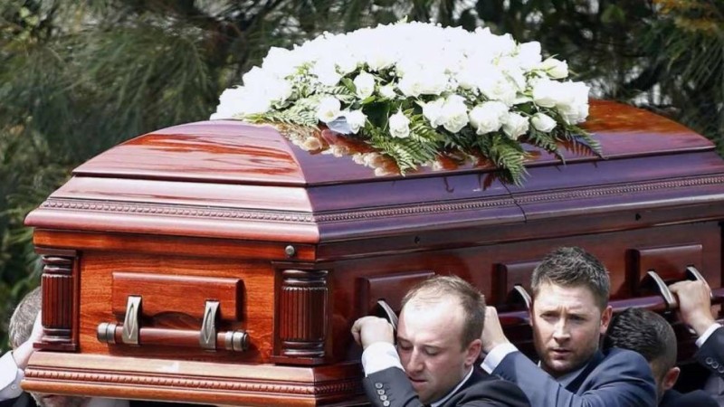 Экс-президент коронавирустан қайтыс болды