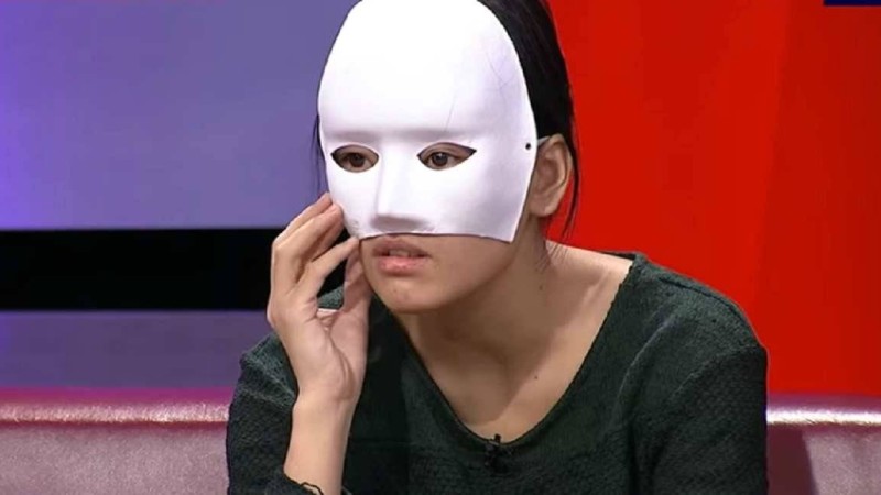 Қызы: Туған әкем тибет медицинасының емшісі, маған жыныс мүшесін ұстатып массаж жасататын