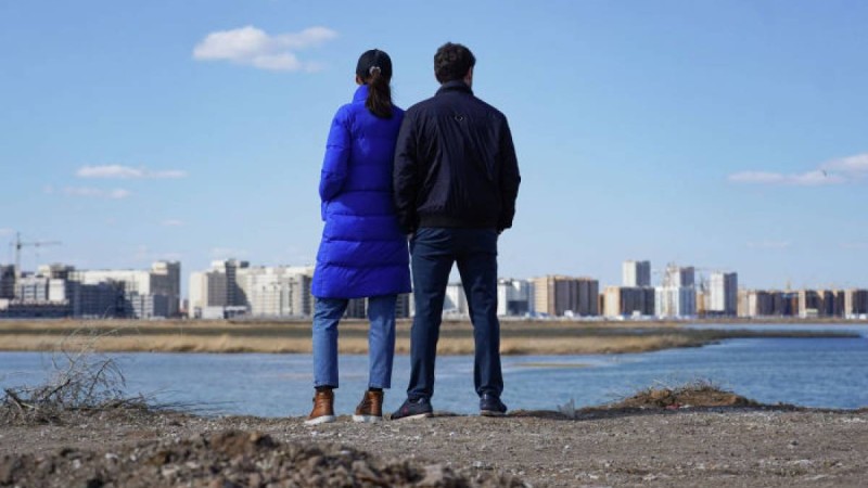 Америкалық отбасы асырап алған қазақ баласы 17 жылдан кейін туыстарын тапты